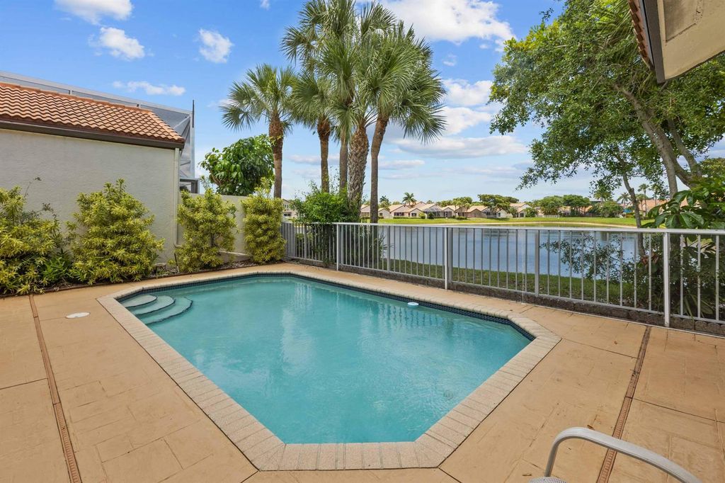 22586 Esplanada Drive, Boca Raton, FL 33433