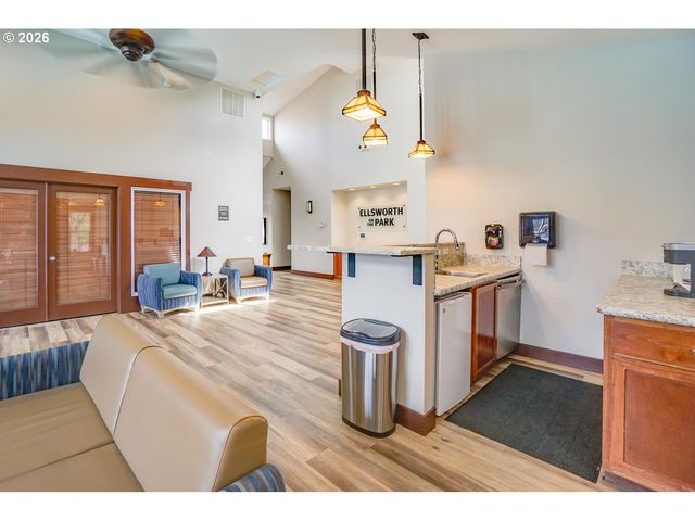 10800 Se 17TH Cir 129 L, Vancouver, WA 98664