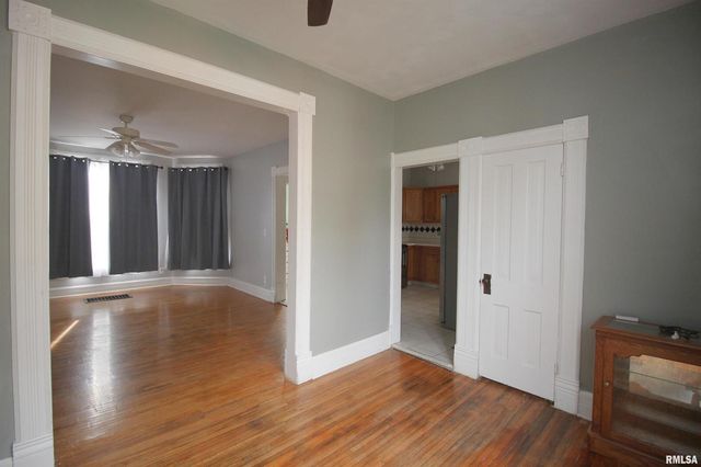 78 GARFIELD Avenue, Galesburg, IL 61401