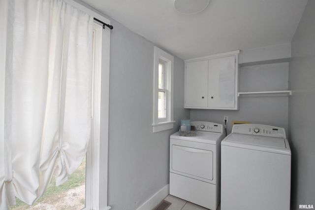 78 GARFIELD Avenue, Galesburg, IL 61401