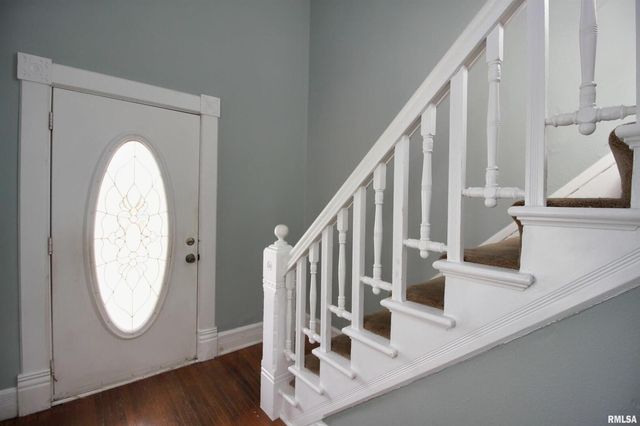 78 GARFIELD Avenue, Galesburg, IL 61401