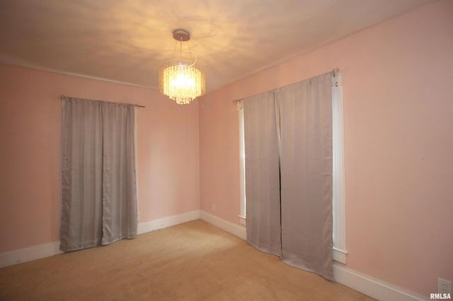 78 GARFIELD Avenue, Galesburg, IL 61401