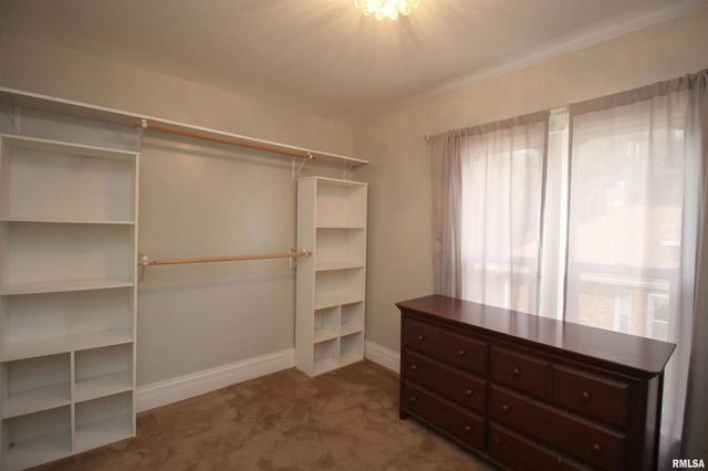 78 GARFIELD Avenue, Galesburg, IL 61401