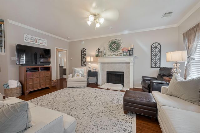 6718 Bienville Avenue, Baytown, TX 77521