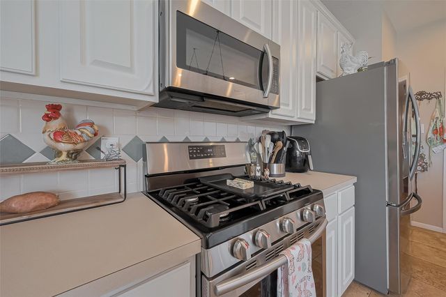 6718 Bienville Avenue, Baytown, TX 77521