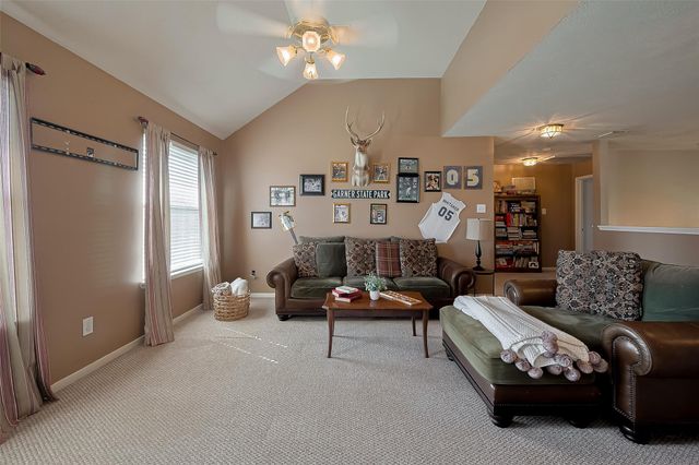 6718 Bienville Avenue, Baytown, TX 77521
