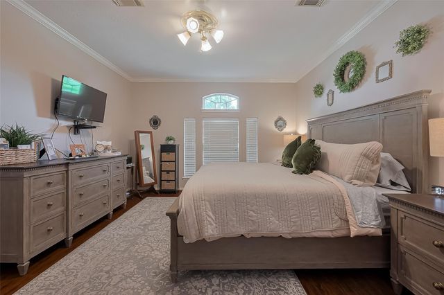 6718 Bienville Avenue, Baytown, TX 77521