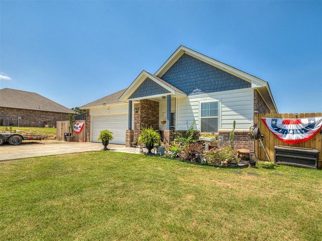15952 Prairie Rose Drive, Mcloud, OK 74851