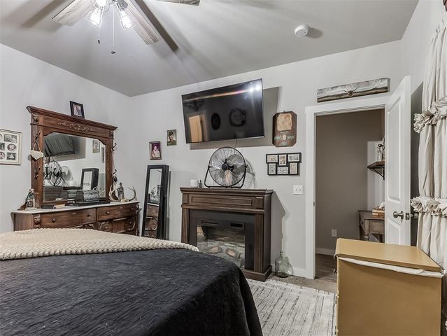 15952 Prairie Rose Drive, Mcloud, OK 74851