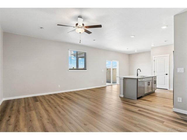 9371 Truckee Ct, Commerce City, CO 80022