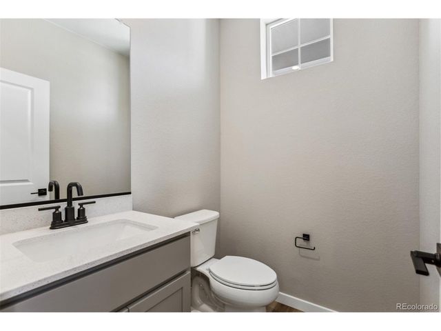 9371 Truckee Ct, Commerce City, CO 80022
