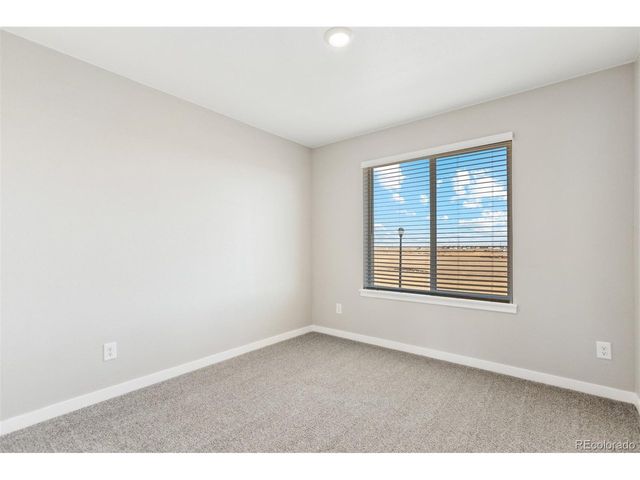9371 Truckee Ct, Commerce City, CO 80022