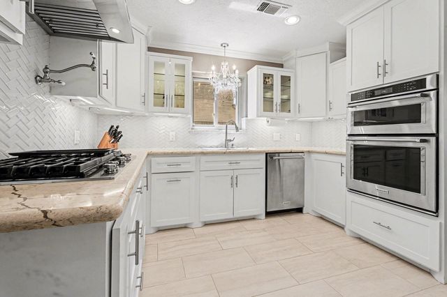 3409 Winter Lane, Baytown, TX 77521