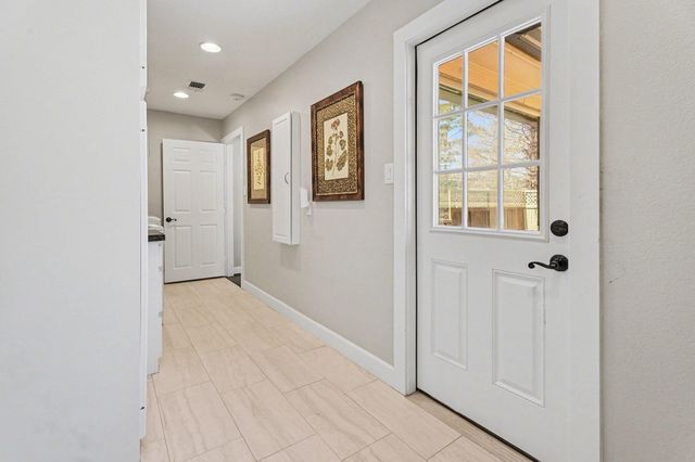 3409 Winter Lane, Baytown, TX 77521