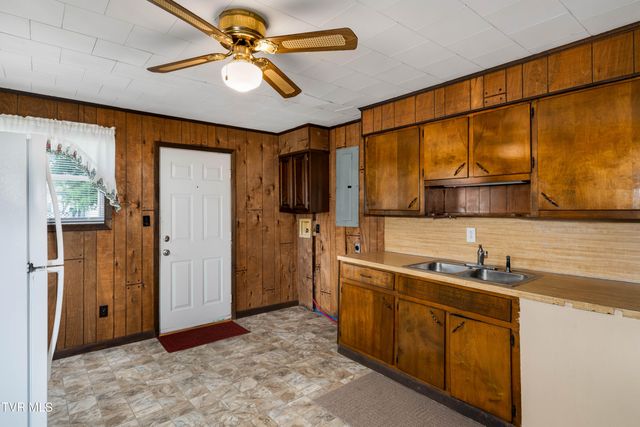 1013 Lamont Street, Kingsport, TN 37664