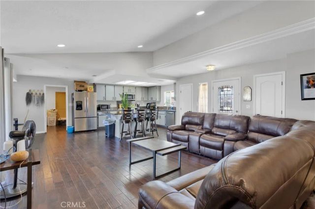 17722 Juniper St, Hesperia, CA 92345