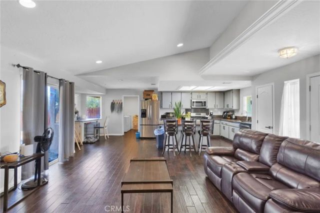 17722 Juniper St, Hesperia, CA 92345