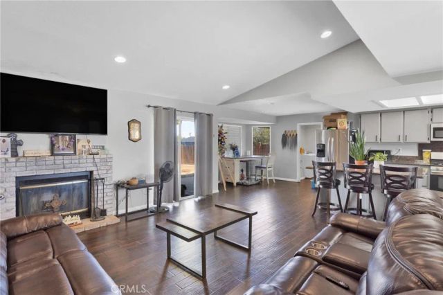 17722 Juniper St, Hesperia, CA 92345