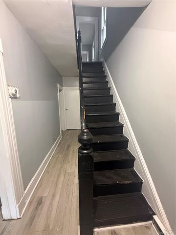 20 Grant Street, Poughkeepsie, NY 12601