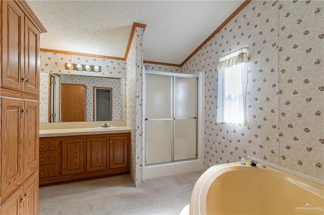 2004 Vernon Avenue, Mission, TX 78572