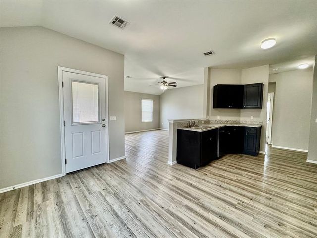 1895 Bartlett Drive, Newcastle, OK 73065
