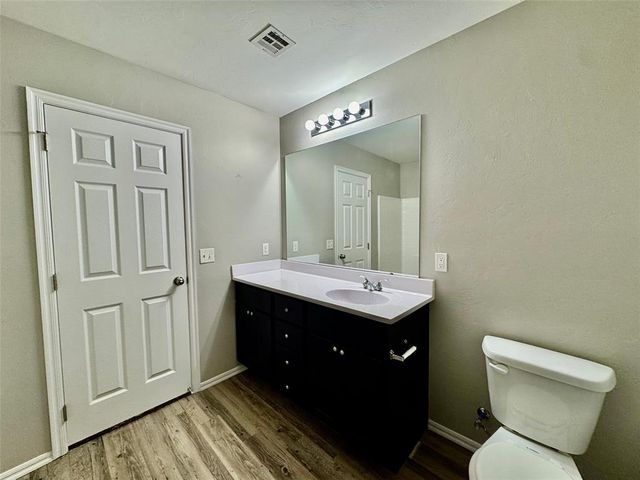 1895 Bartlett Drive, Newcastle, OK 73065