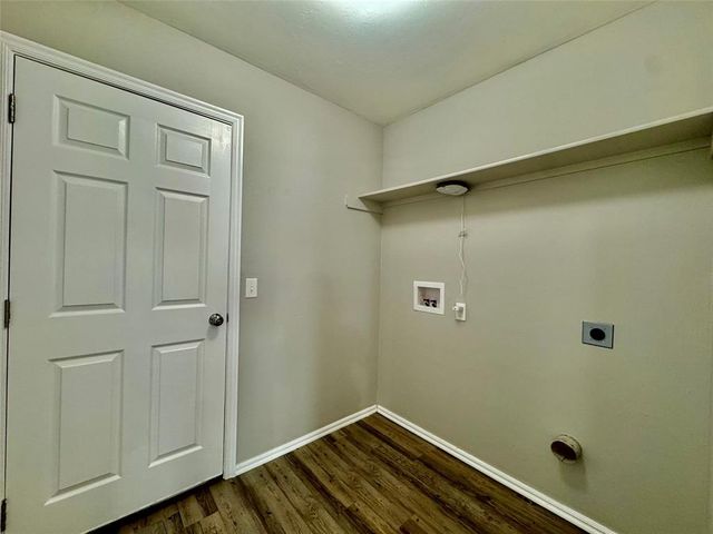 1895 Bartlett Drive, Newcastle, OK 73065