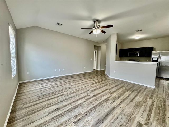 1895 Bartlett Drive, Newcastle, OK 73065