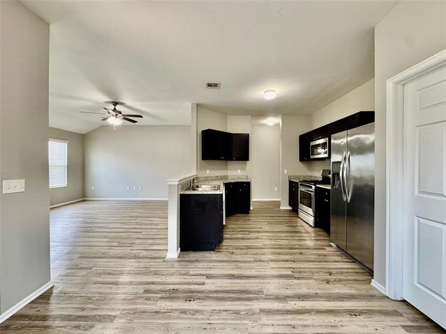 1895 Bartlett Drive, Newcastle, OK 73065