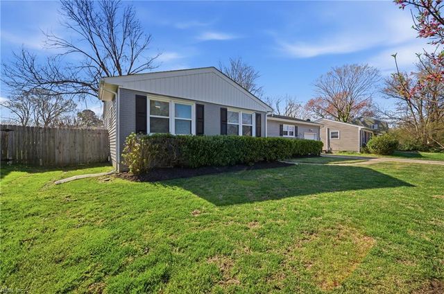 3841 Colonial PW, Virginia Beach, VA 23452