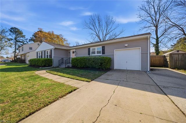 3841 Colonial PW, Virginia Beach, VA 23452