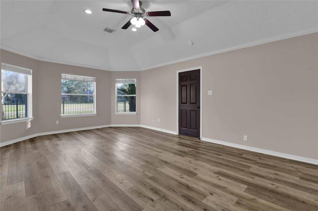 8506 Hunters Village Drive, Humble, TX 77346