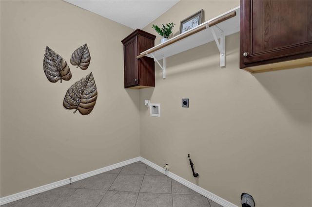 8506 Hunters Village Drive, Humble, TX 77346