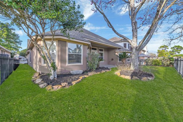 8506 Hunters Village Drive, Humble, TX 77346