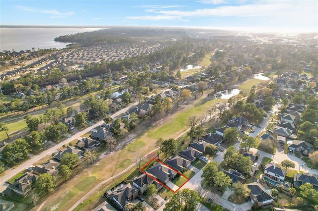 8506 Hunters Village Drive, Humble, TX 77346