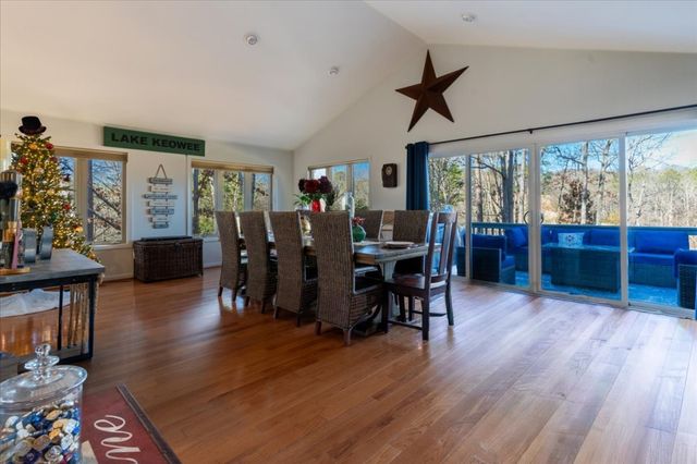 8 Marina Village Way, Salem, SC 29676