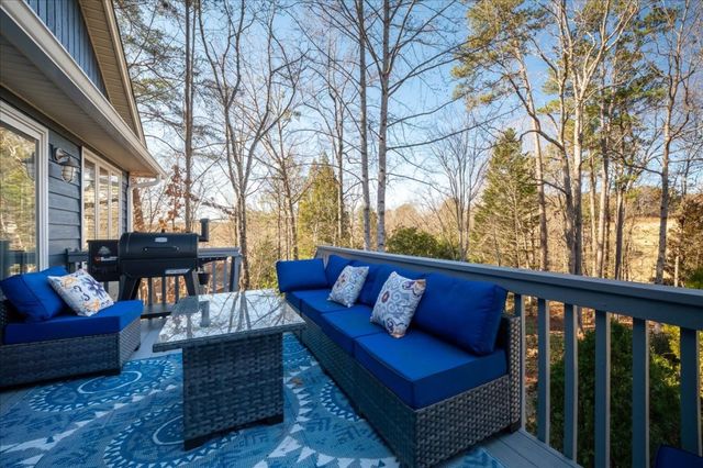 8 Marina Village Way, Salem, SC 29676