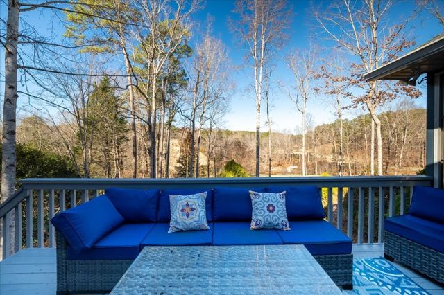 8 Marina Village Way, Salem, SC 29676