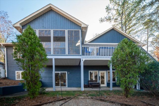 8 Marina Village Way, Salem, SC 29676