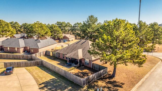 2960 WINDAMERE, Conway, AR 72034