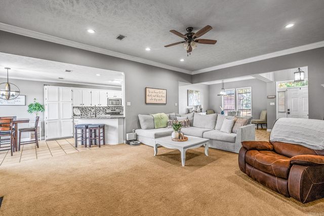 2960 WINDAMERE, Conway, AR 72034