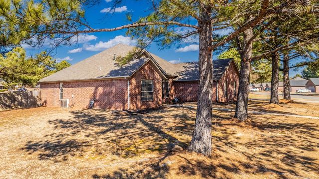 2960 WINDAMERE, Conway, AR 72034