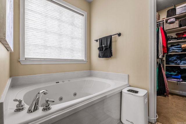 2960 WINDAMERE, Conway, AR 72034