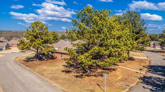 2960 WINDAMERE, Conway, AR 72034