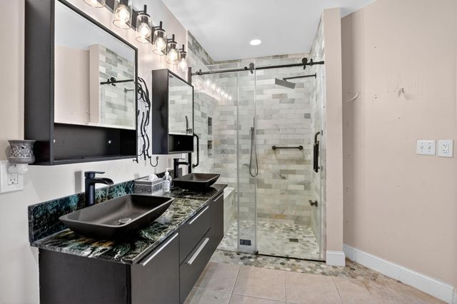 4045 NW 1st Street, Delray Beach, FL 33445