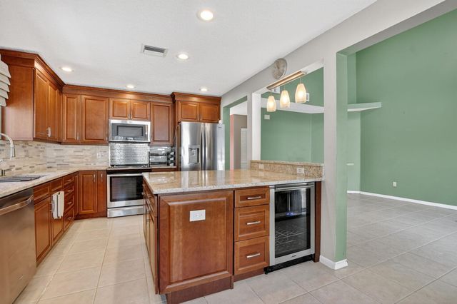 4045 NW 1st Street, Delray Beach, FL 33445