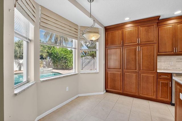 4045 NW 1st Street, Delray Beach, FL 33445