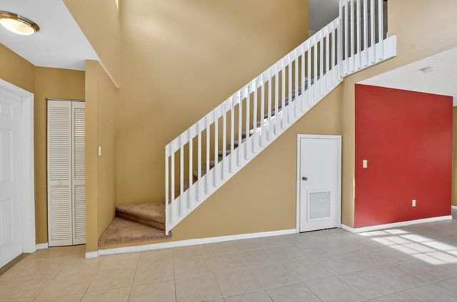 4045 NW 1st Street, Delray Beach, FL 33445