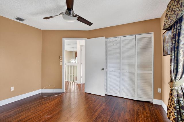 4045 NW 1st Street, Delray Beach, FL 33445