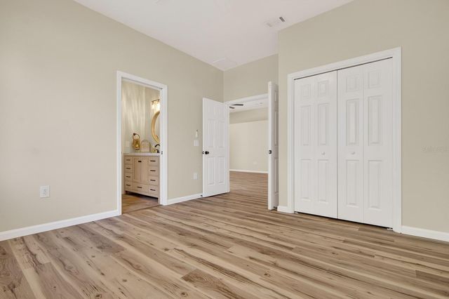 6002 MARTINGLADE PLACE, Lithia, FL 33547